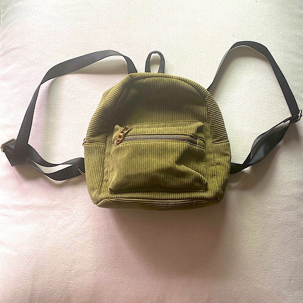 Green Small Ribbed Backpack Purse